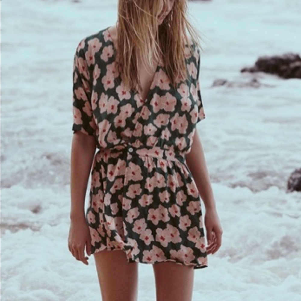 Acacia Mahalo Rome dress